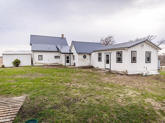 5th image of 2781 270th St
