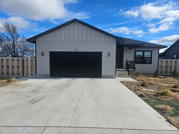 2312 N 9th St, Garden City, KS 67846