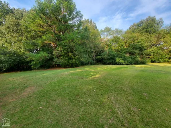 932 N 6th Ave, Piggott, AR 72454