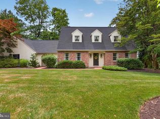 4417 Avon Dr, Harrisburg, PA 17112