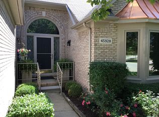 45928 Hillsboro Dr, Macomb, MI 48044