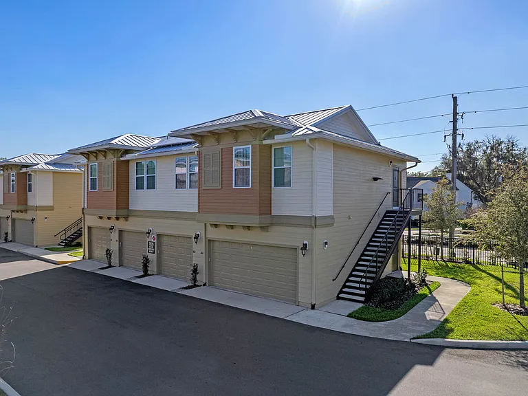 Carriage Home - Exterior