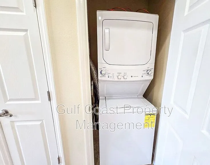 4113 Overture Cir — Photo 14