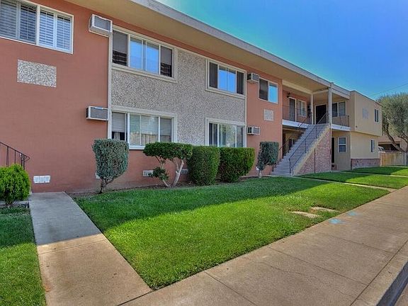 2nd image of 925 Pomeroy Ave APT 8