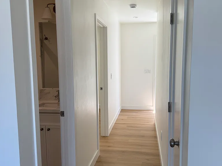 4726 Pescadero Ave — Photo 15