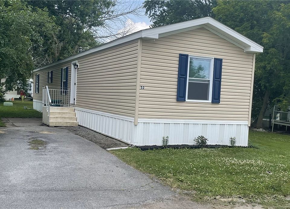 1st image of 129 Saltonstall St