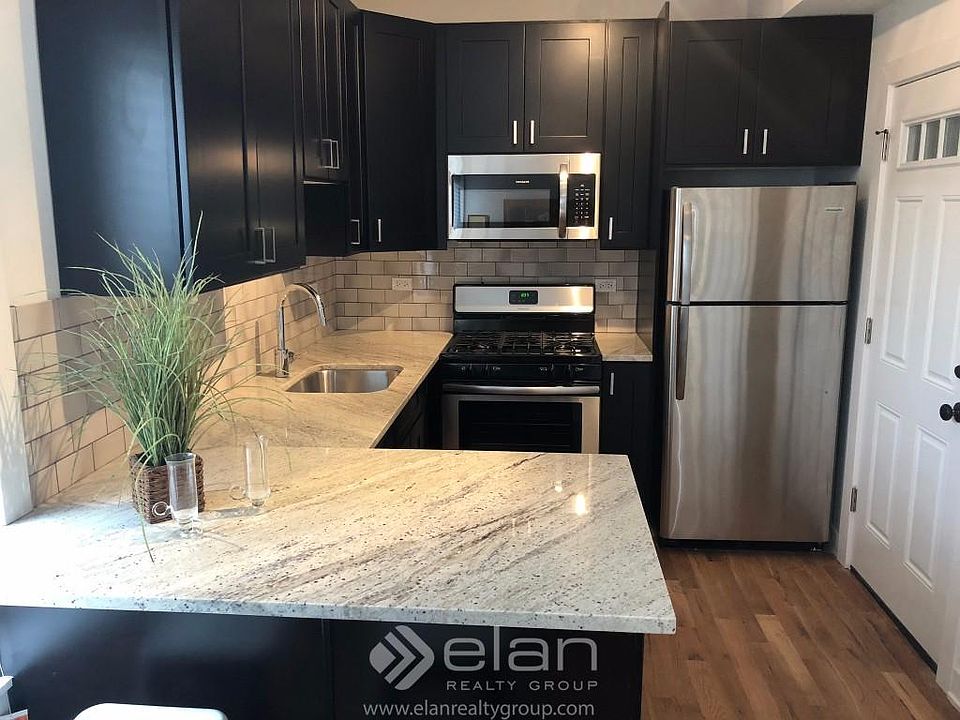 1st image of 2205 W Eastwood Ave #1E