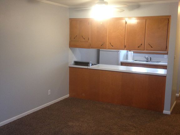 4th image of 841 Richie Ave APT 4