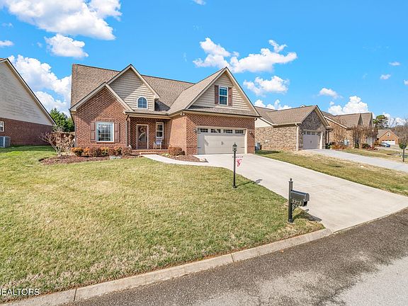 4th image of 3323 Parrish Hill Ln