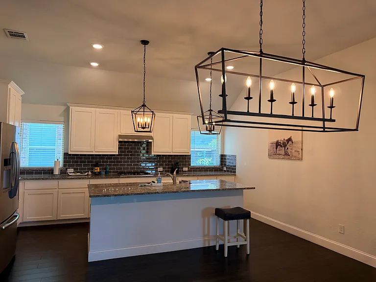 518 Overton Ave — Photo 8