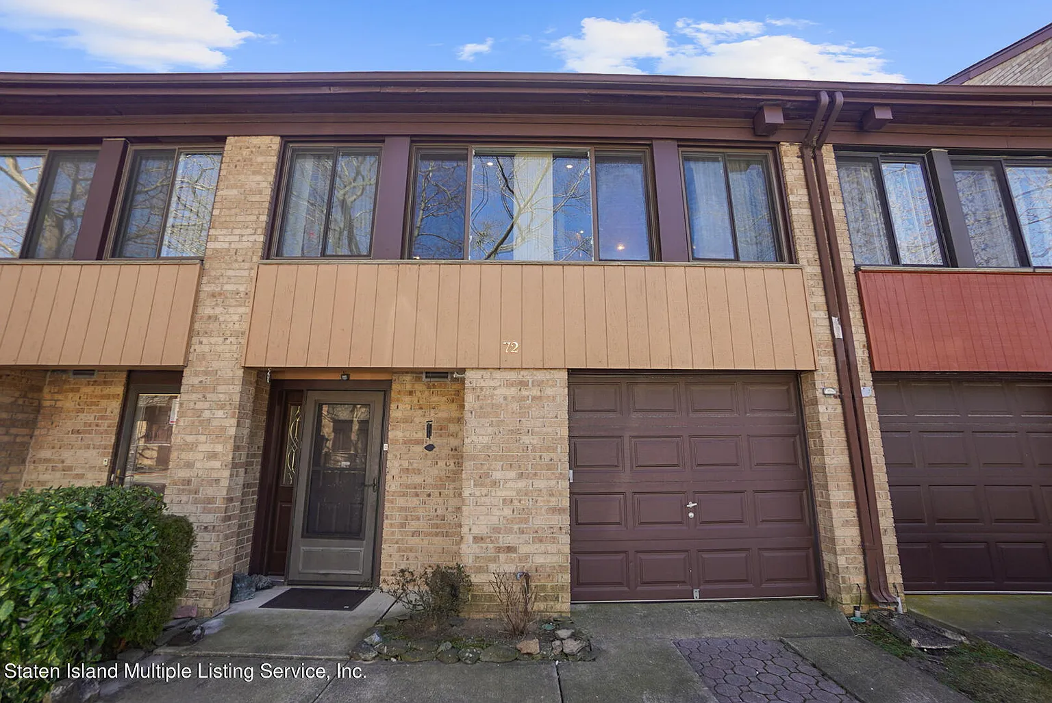 72 Claradon Ln photo 1