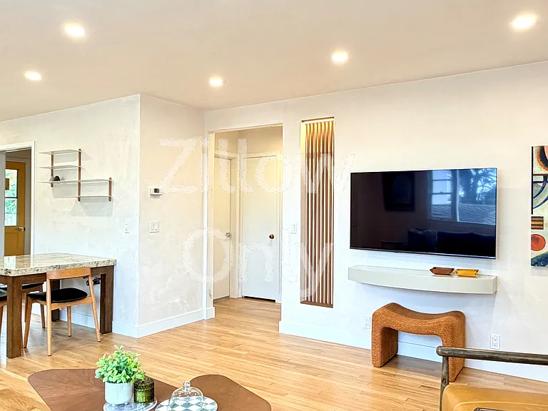 Hallway to enter bedrooms and a bathroom