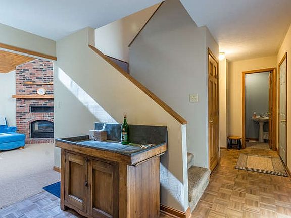 3rd image of 3390 Hillside Ct