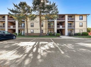 1434 Summergate Pkwy UNIT L, Saint Charles, MO 63303