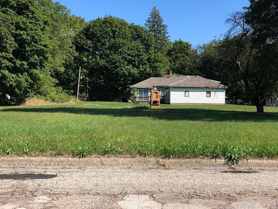 2nd image of 1206 2nd St