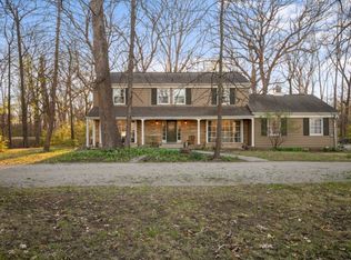 15827 N Oak Crest Rd, Marshall, IL