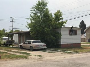 210 N Walnut St, Dillon, MT 59725