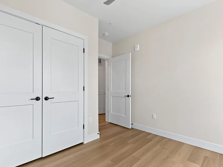 Frameline Apartments — Photo 41