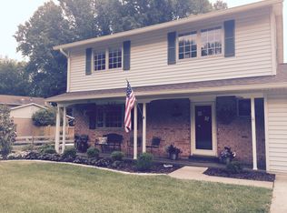 4868 Wheatstone Dr, Fairfax, VA 22032
