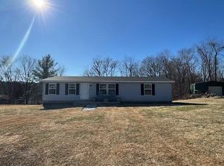 103 Haskins St, Goodview, VA 24095
