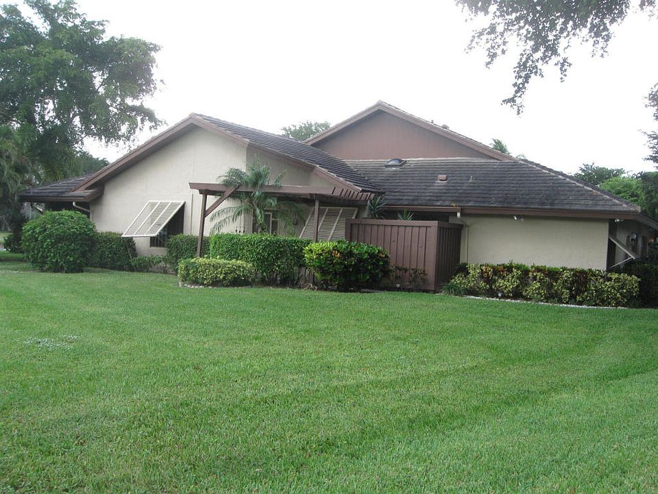 1st image of 5311 Pine Dr