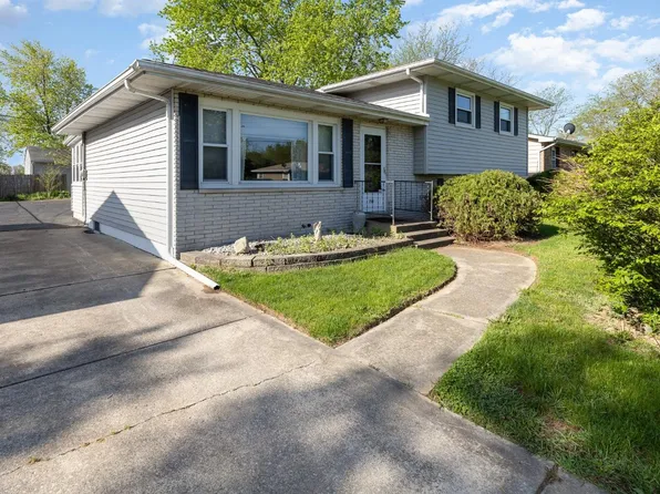 710 W Sigler St, Hebron, IN 46341