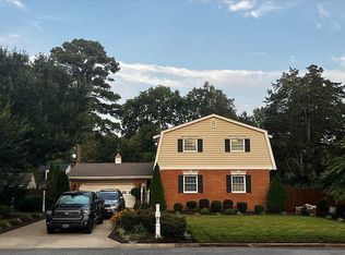 36 W Governor Dr, Newport News, VA 23602