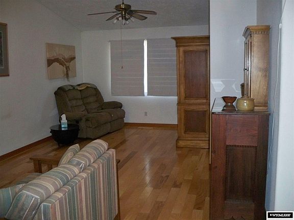 4th image of 2821 Colima Dr