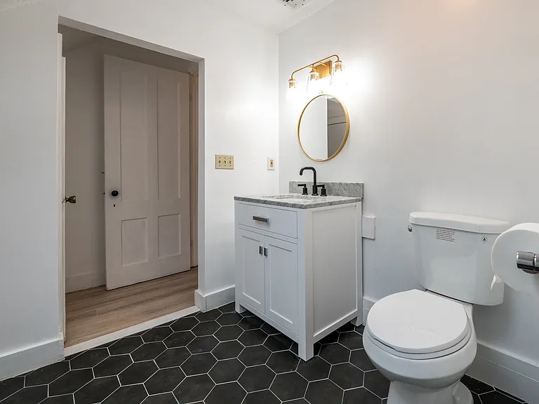 115 Foster St #2A — Photo 11