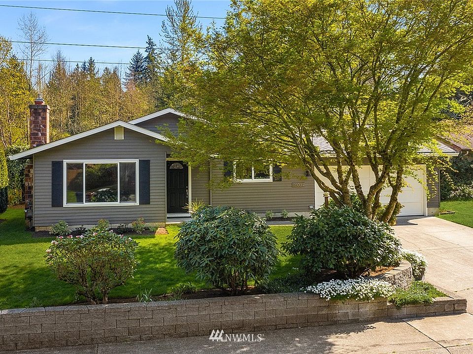 1st image of 16037 NE 105th Ct