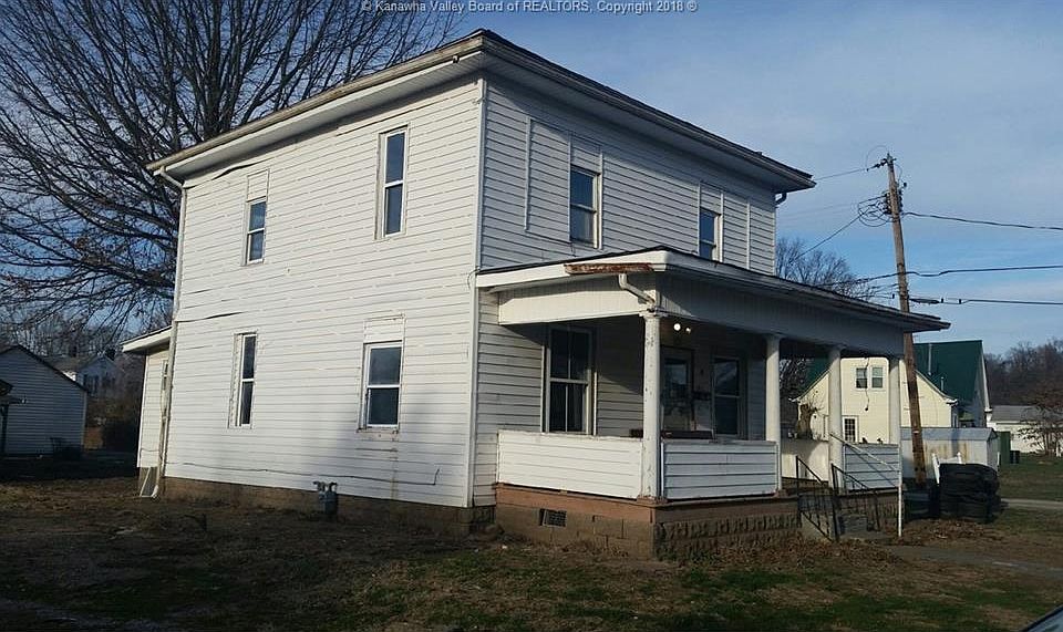 2nd image of 603 Ashton St