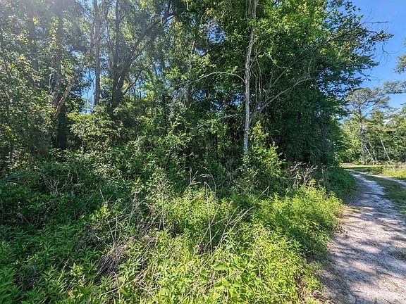 4th image of SE 43RD TERRACE LOT 1