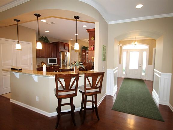 2nd image of 7124 Shenandoah Dr