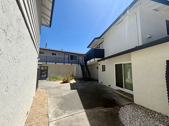 5th image of 2305 Monroe St #2