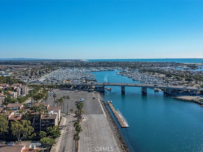 5327 Marina Pacifica Dr #KEY19 — Photo 27