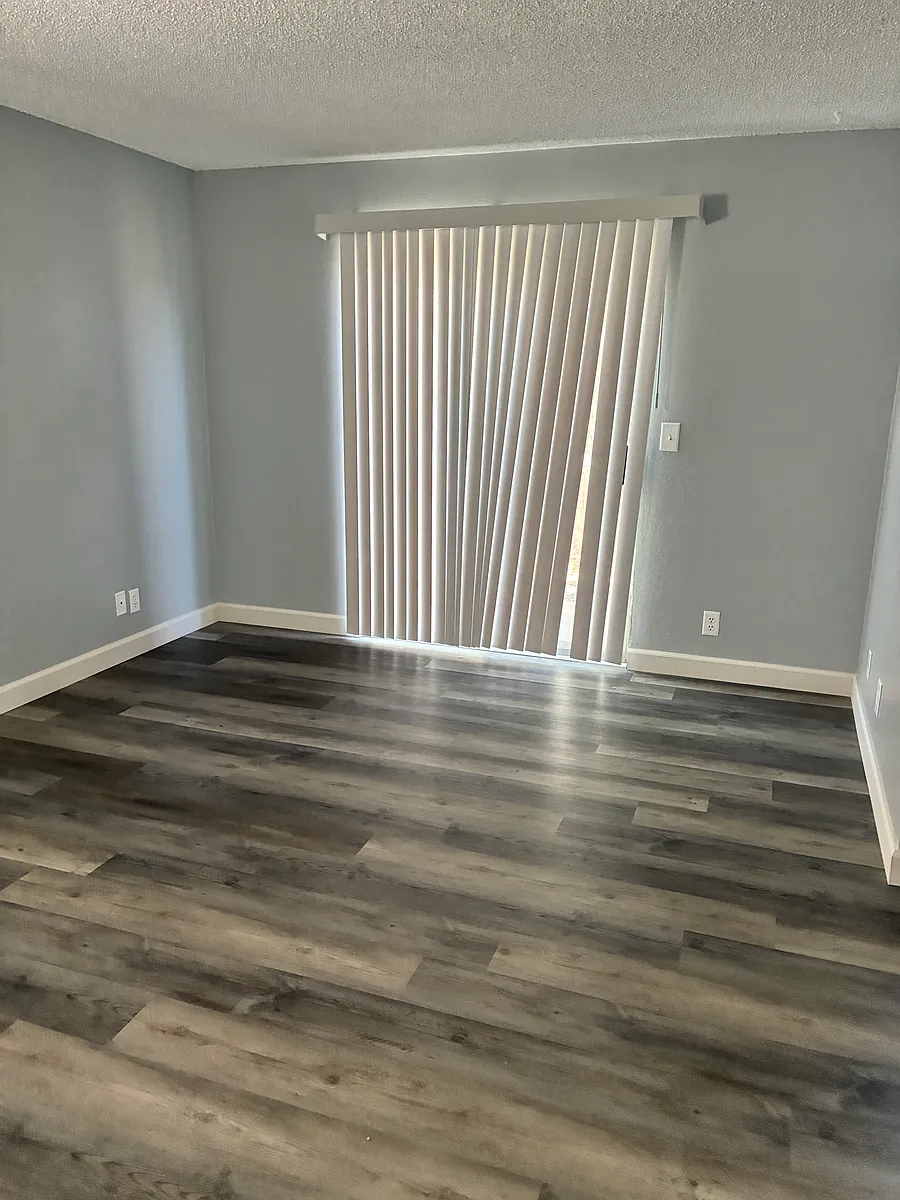 Building Photo - 40260 Mayberry Ave #12