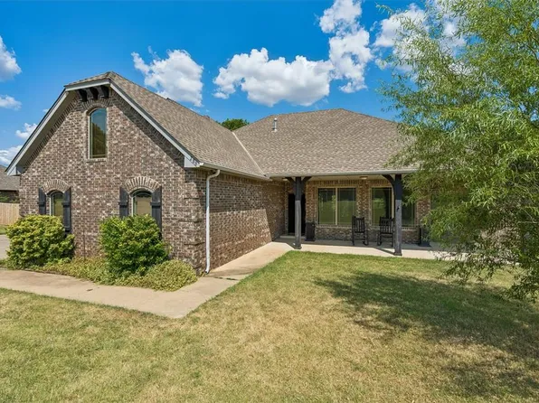 286 Mounds Rd, Harrah, OK 73045