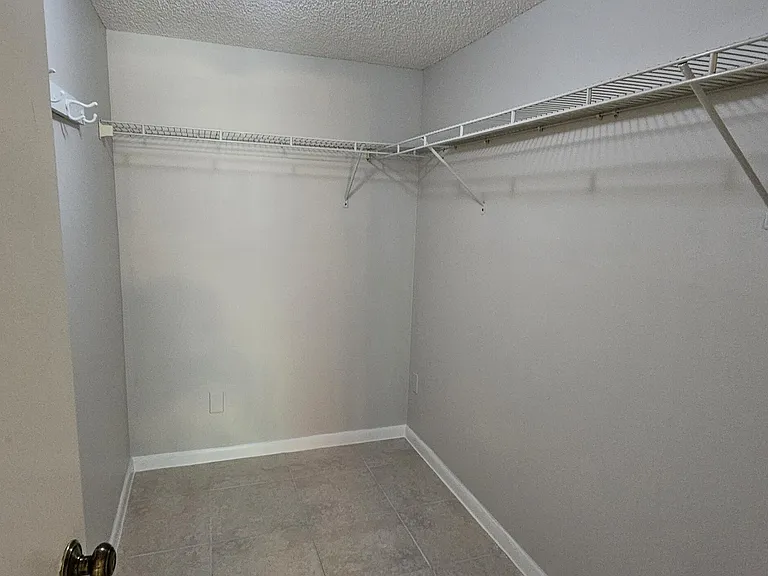 2245 SW 22nd Ave #1020 — Photo 21