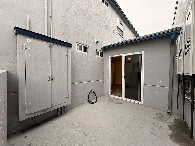 161 D Ave #1 — Photo 23