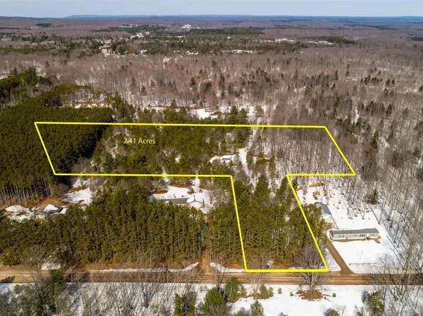 12230 Aylsworth Rd, Beulah, MI 49617