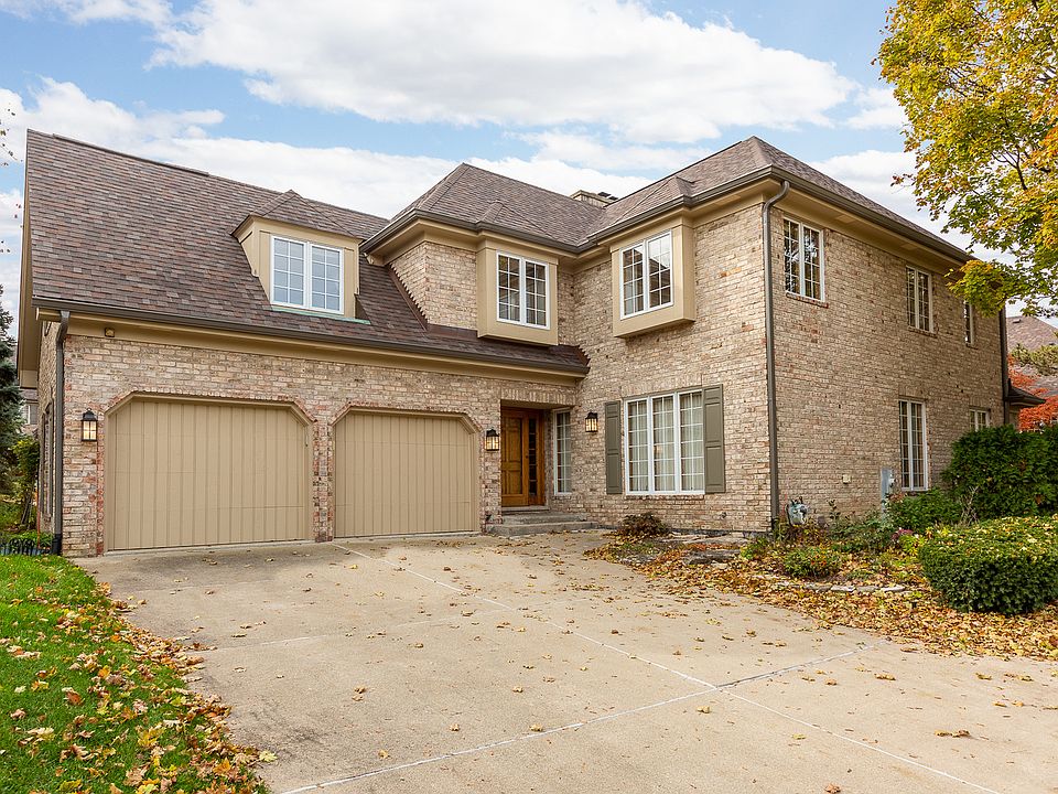 1st image of 9 Tartan Lakes Cir