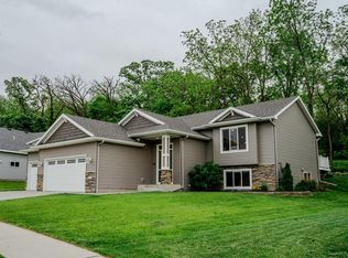 2392 Tee Time Rd SE, Rochester, MN 55904