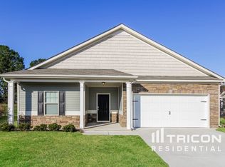 55 Oak Ridge Dr, Aragon, GA 30104