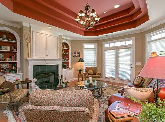 5th image of 544 Marigold Dr