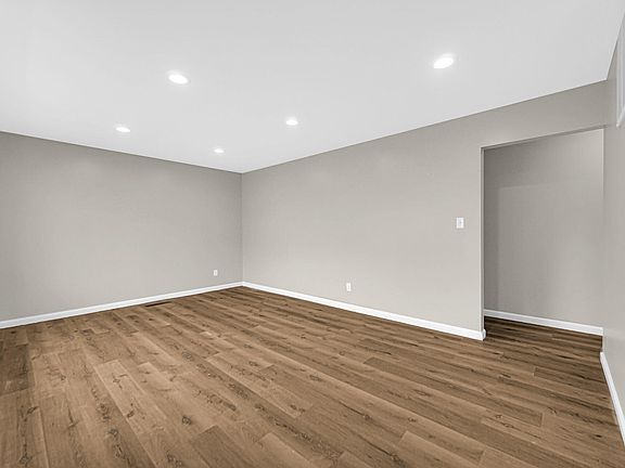 3rd image of 7226 Ohio Ave