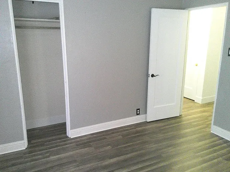 430 E Taylor St — Photo 7