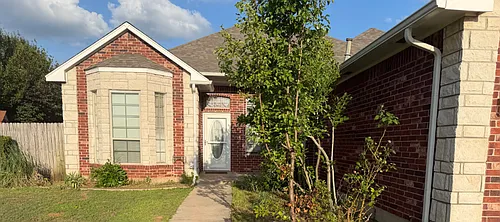 608 N Cherokee Way Photo 1