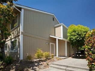 16 Hector Ln, Novato, CA 94949