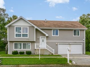 389 E 164th St, Harvey, IL 60426