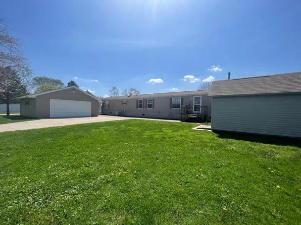 7782 Maple LANE, Fremont, WI 54940